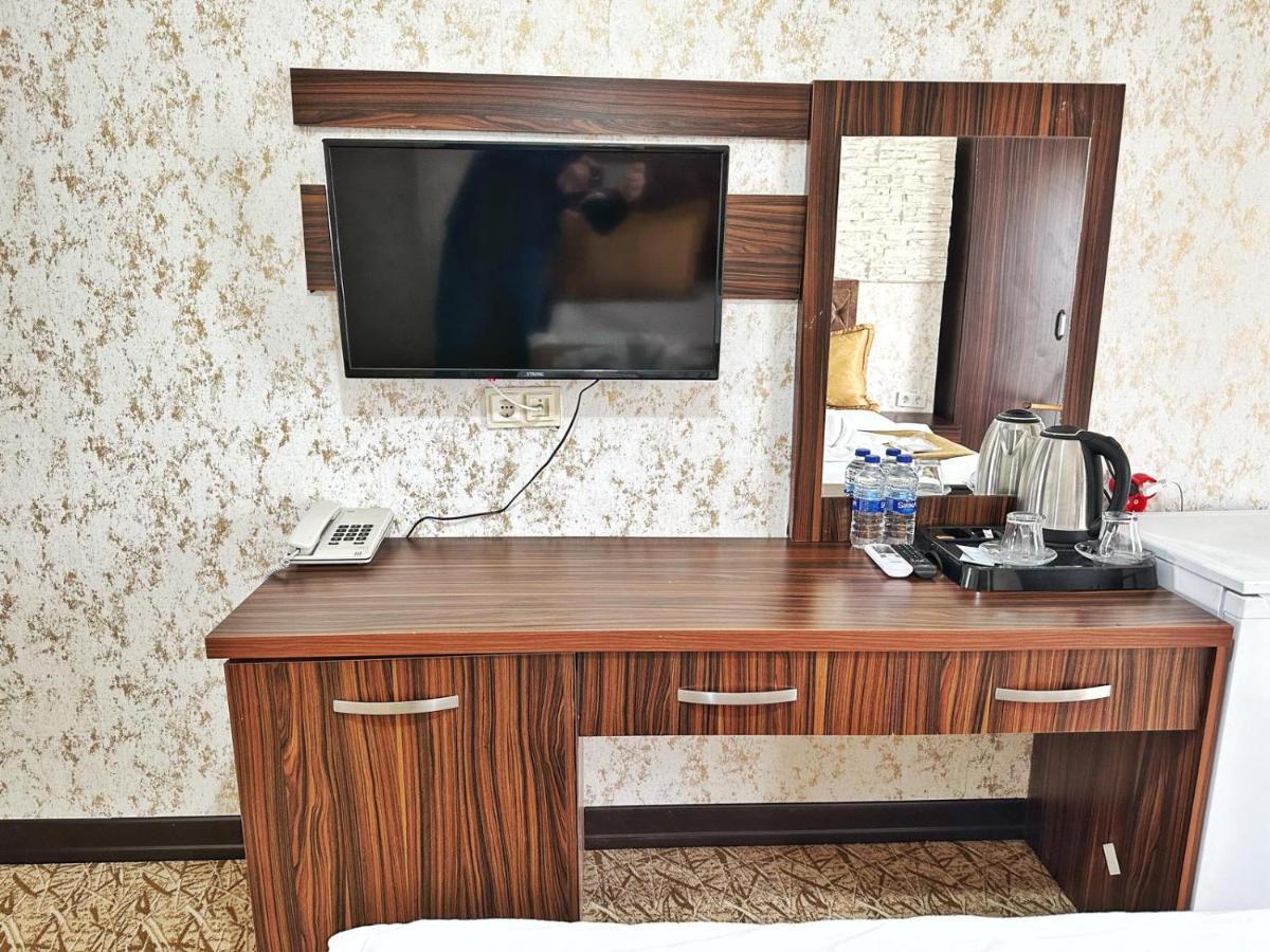 Rose Suite & Hotel 布尤切克梅奇 外观 照片