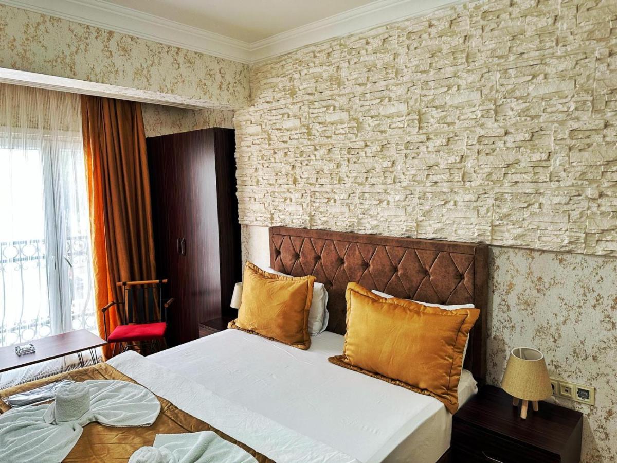 Rose Suite & Hotel 布尤切克梅奇 外观 照片