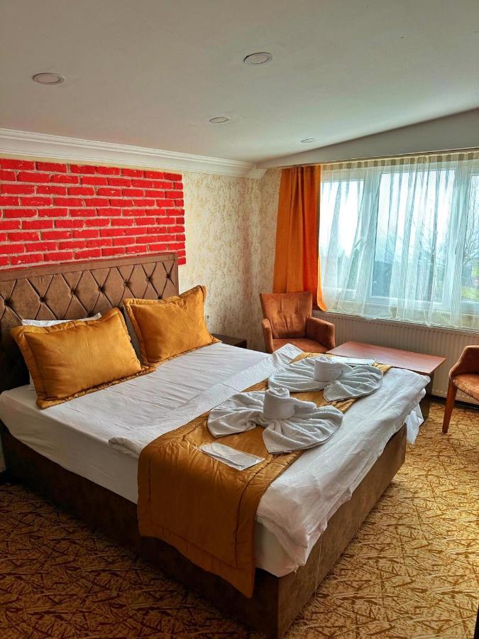 Rose Suite & Hotel 布尤切克梅奇 外观 照片